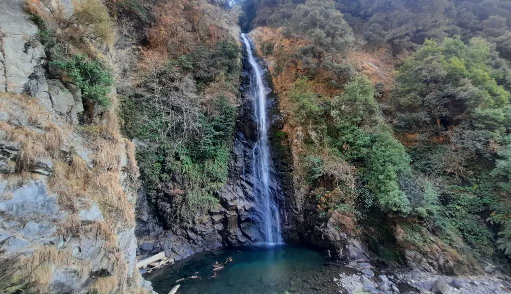 Badnota Waterfall